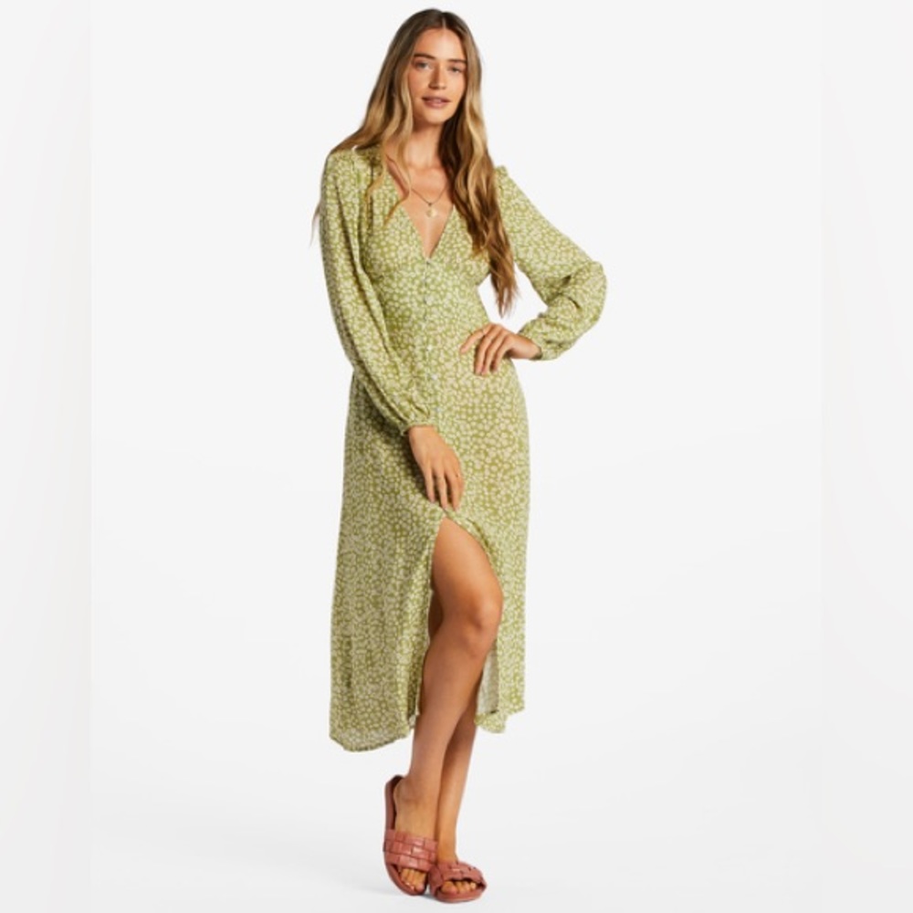 Billabong “Cool Nights Summer MIDI dress” green and white floral. XS NWT!